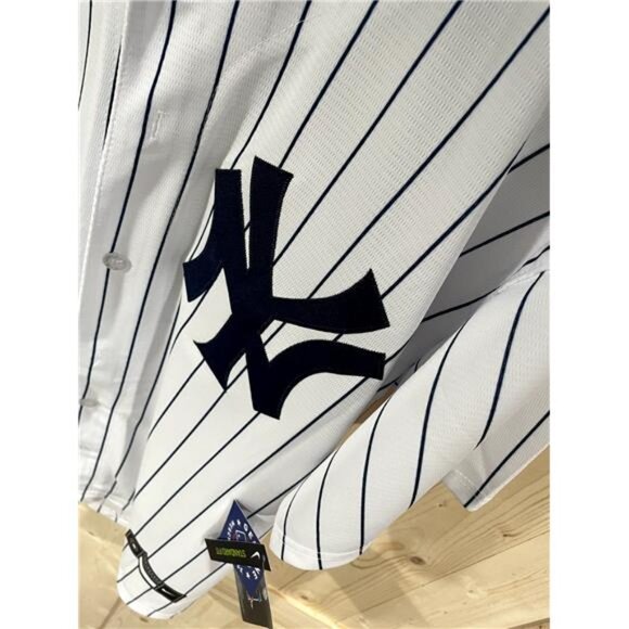 Nike New York Yankees Aaron Judge #99 Jersey - Mens Large - NWT - Picture 3 of 9